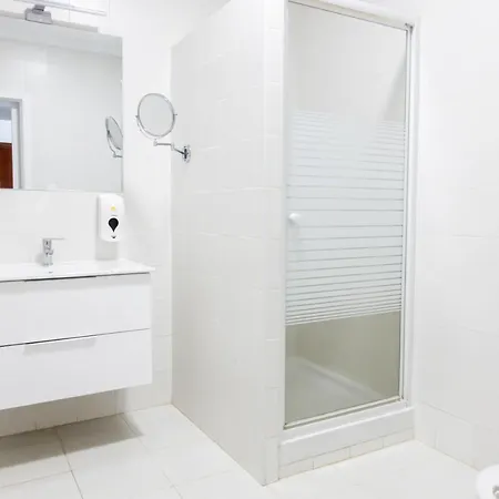 La Luz De La Vina - Free Parking By Time Cadix