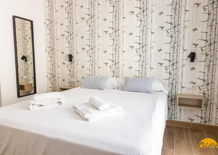 La Luz De La Vina - By Time * Cadiz