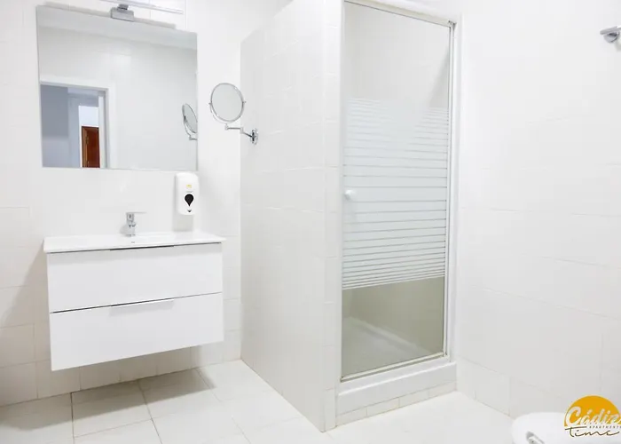 La Luz De La Vina - By Time كاديز